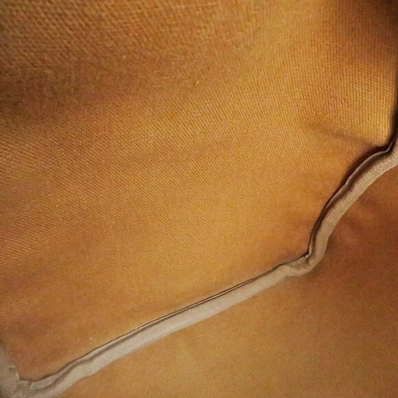 Authentic LOUIS VUITTON Keepall 45 Monogram Canvas Duffel Bag - Picture 7 of 13